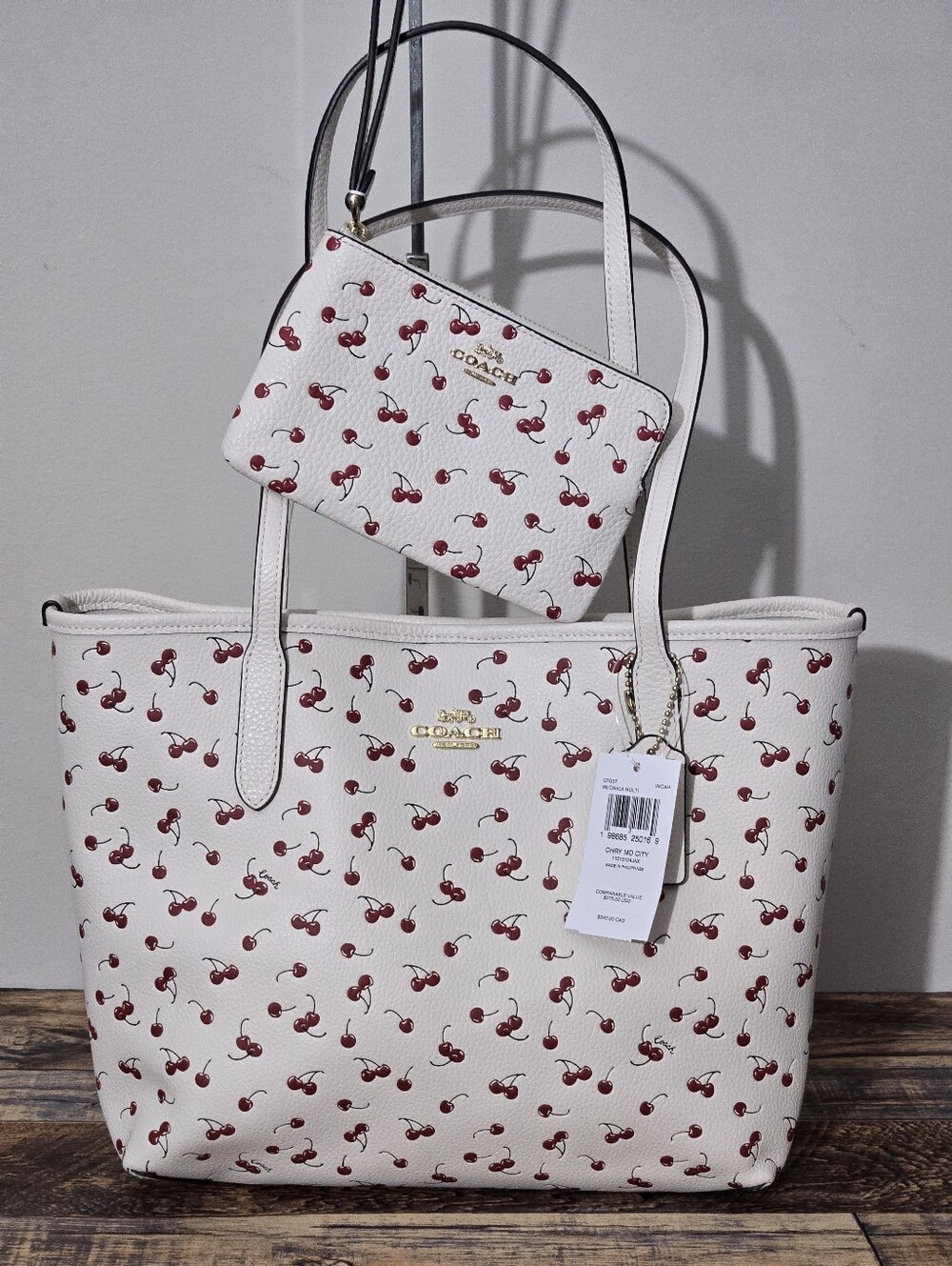 NWT Coach Medium City Tote With Cherry Print And Wristlet Set